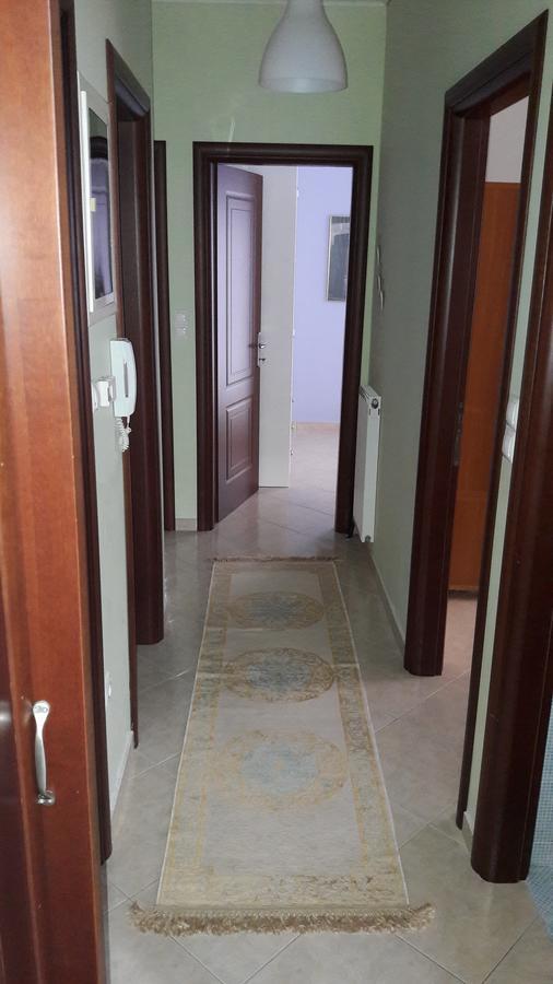 Family Apartments Missolonghi Bagian luar foto